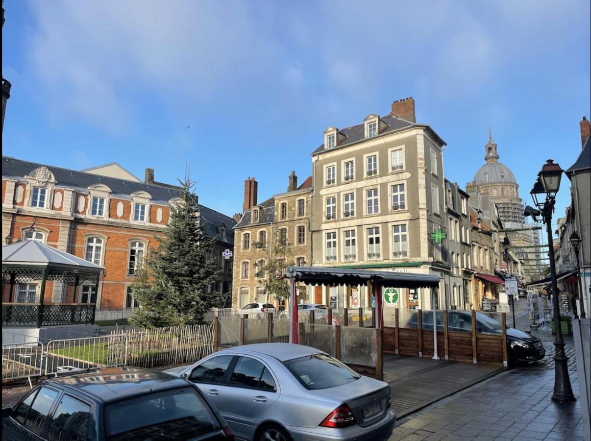 Le Henry Au Coeur De La Vieille Ville Boulogne-sur-Mer Exterior photo